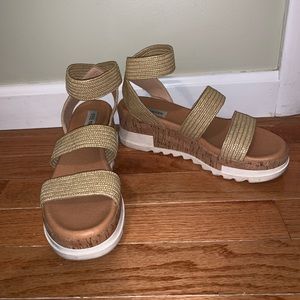 Steve Madden sandals